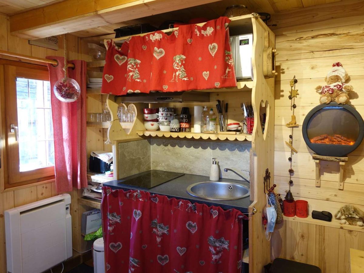Charmant Mazot Savoyard A Hauteluce: Ideal Pour Couple, Proche Commerces Et Ski, Bien Equipe - Fr-1-342-263 المظهر الخارجي الصورة